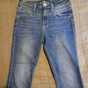 women's Hollister jeans
